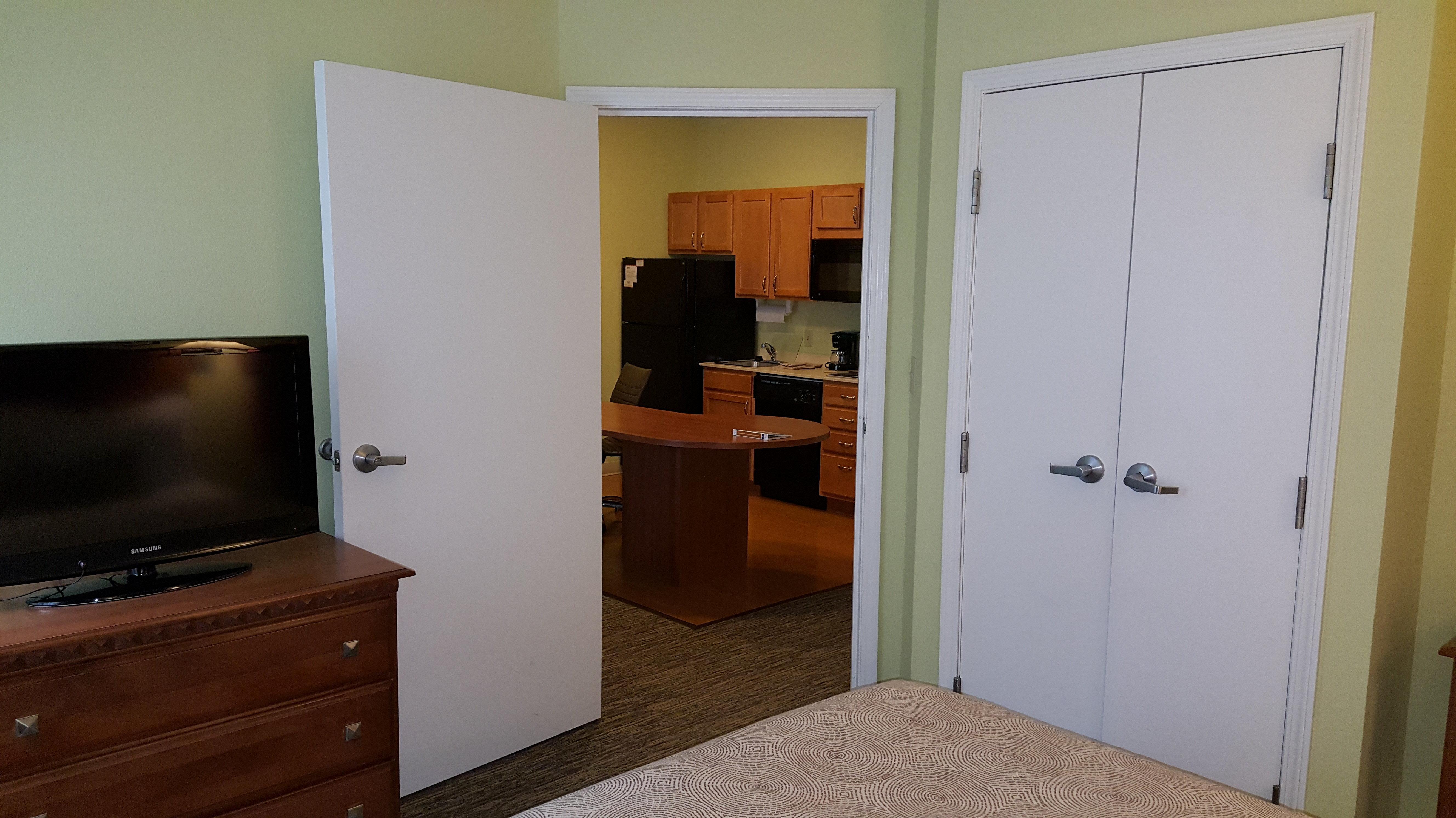 Candlewood Suites Oklahoma City-Moore By Ihg Екстериор снимка