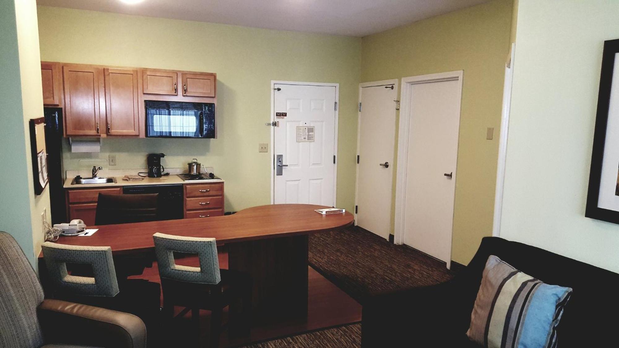 Candlewood Suites Oklahoma City-Moore By Ihg Екстериор снимка