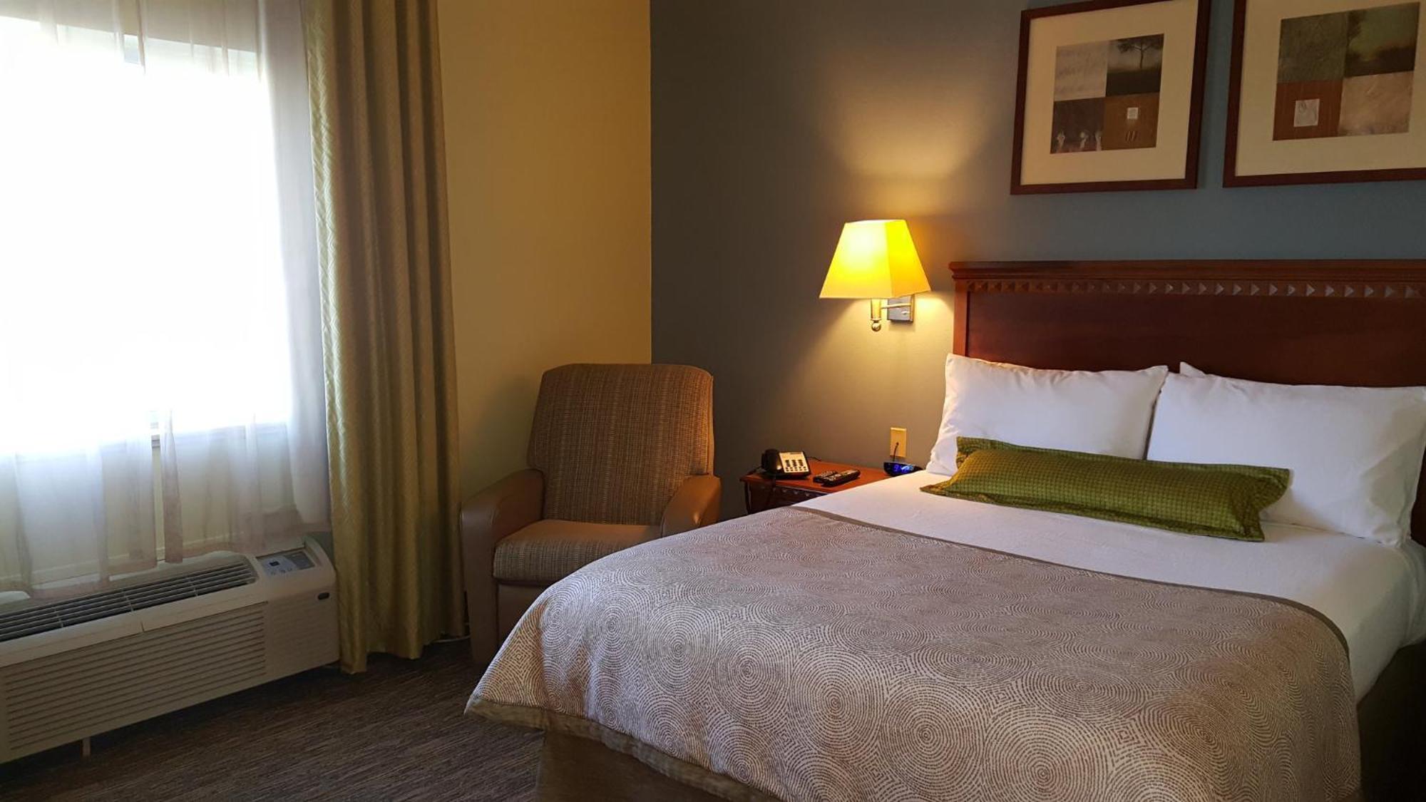 Candlewood Suites Oklahoma City-Moore By Ihg Екстериор снимка